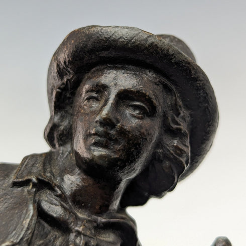 ヴィンテージ ブロンズ製 銃を持つ男性 フィギュリン