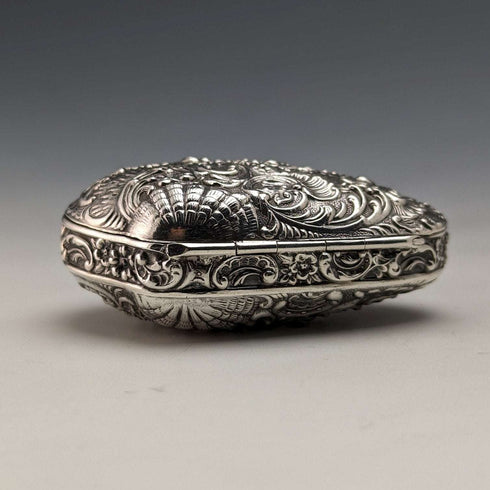 Early 20th Century Antique 830 Silver Finely Engraved Shell Box 21g