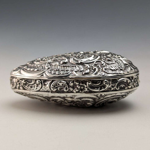 Early 20th Century Antique 830 Silver Finely Engraved Shell Box 21g