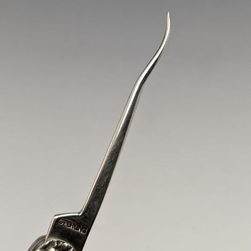 20世紀初頭 米国アンティーク 純銀製 フルーツナイフ&ピック 浮き彫り彫刻