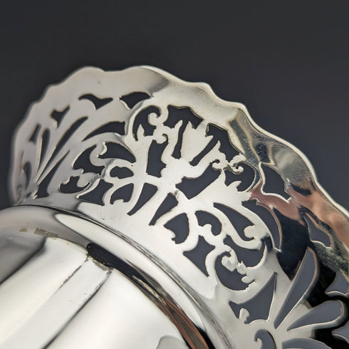 1899年 英国アンティーク 純銀製 花瓶ペア ピアス装飾 計445g Manoah Rhodes