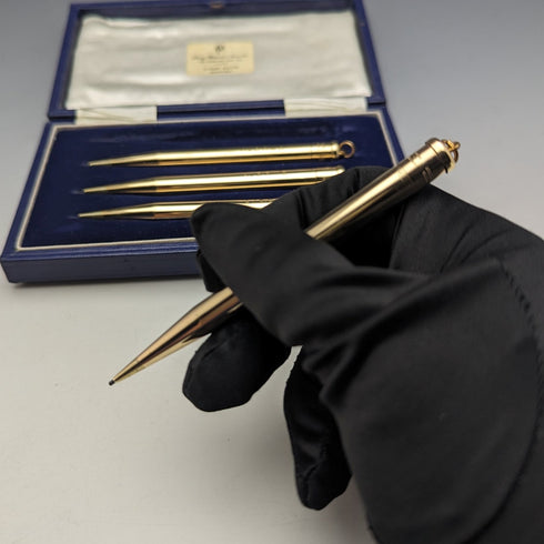 英国ヴィンテージ ヤード・オ・レッド ロールドゴールド製 推進式ペンシル 4本セット 箱入り