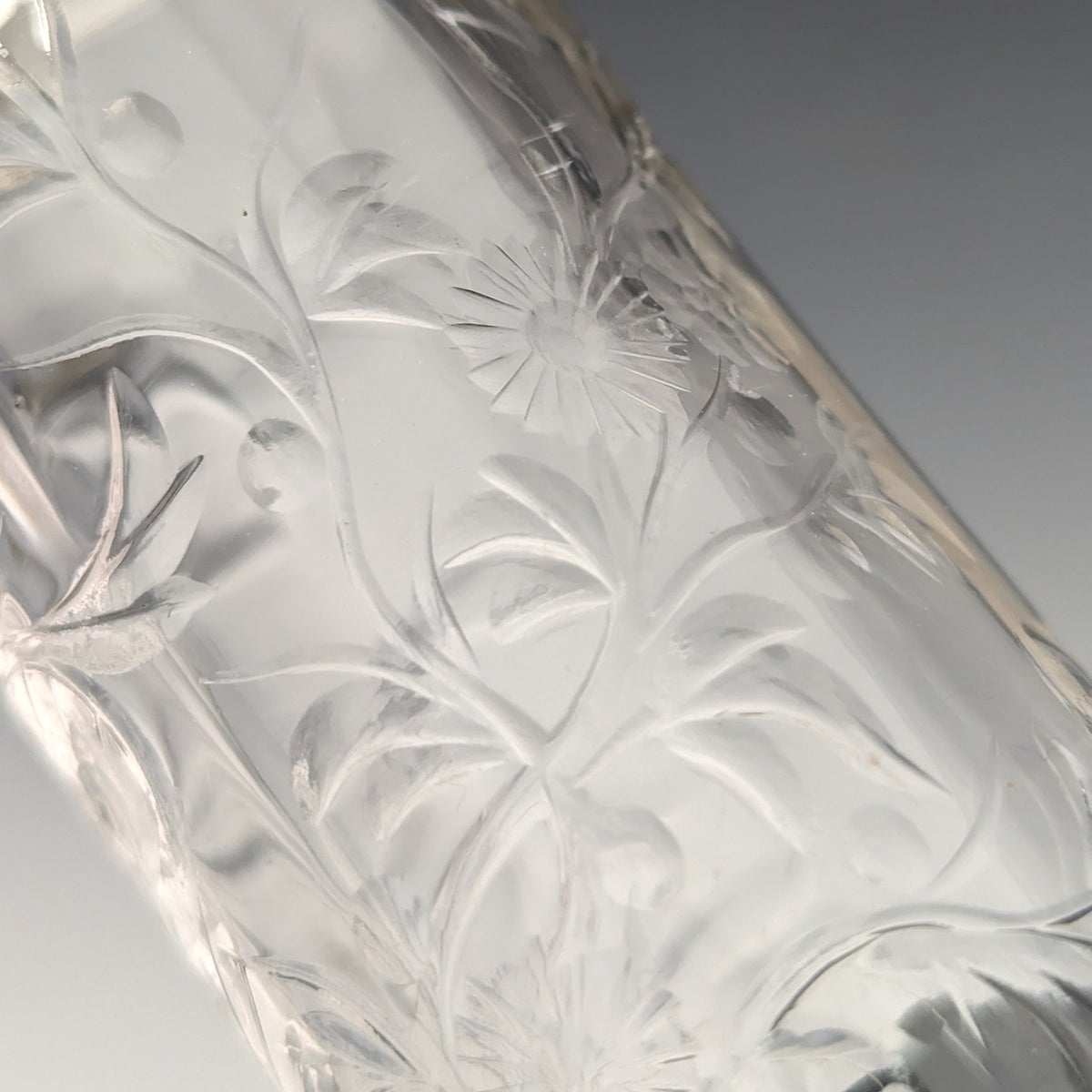 1901年 英国アンティーク 純銀装飾 エッチンググラス 花瓶 Johnson