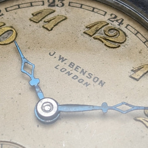 1920年代 英国アンティーク J.W.ベンソン 腕時計 クッションケース 動作良好