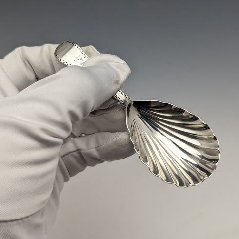 1822 British Antique Sterling Silver Tea Caddy Spoon Manufacturer unknown