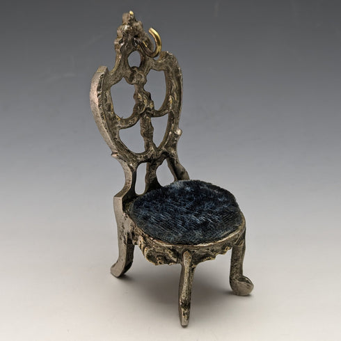 1920年代 真鍮製 椅子型 懐中時計ホルダー グリーンシート