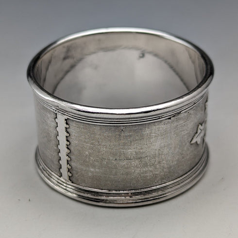 19世紀末頃 英国アンティーク シルバープレート製 ナプキンリング 6個セット ケース入り