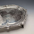 1903年 英国アンティーク 純銀製サルヴァ トレイ 直径32cm 824g GOLDSMITHS & SILVERSMITHS