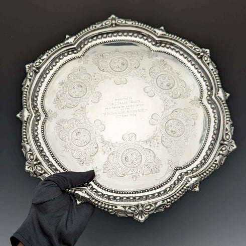 1903年 英国アンティーク 純銀製サルヴァ トレイ 直径32cm 824g GOLDSMITHS & SILVERSMITHS