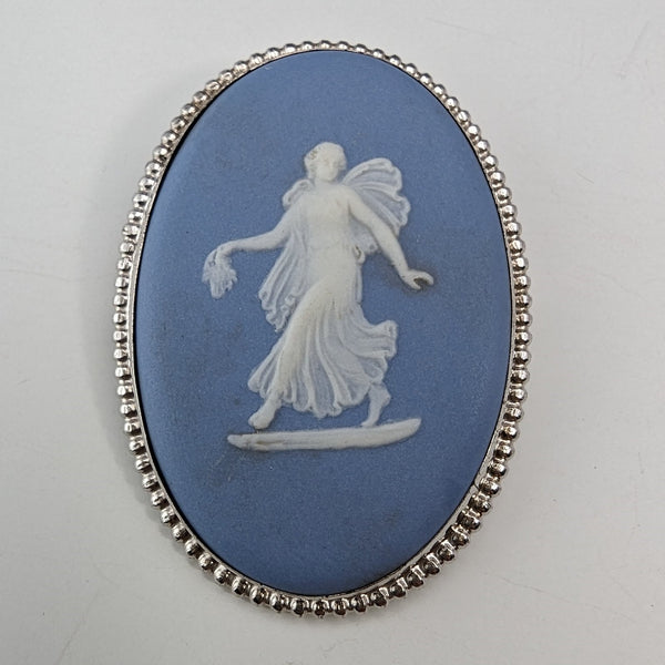 1958 British Vintage Wedgwood Sterling Silver & Jasperware Oval Brooch