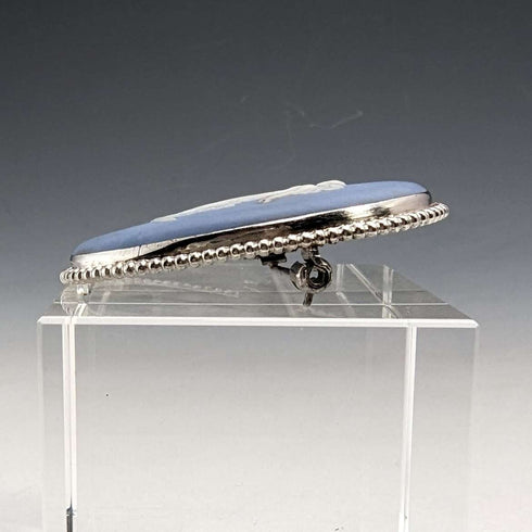 1958 British Vintage Wedgwood Sterling Silver & Jasperware Oval Brooch