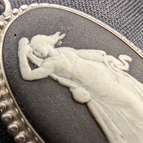 英國復古 Wedgwood 純銀和黑碧玉吊墜項鍊