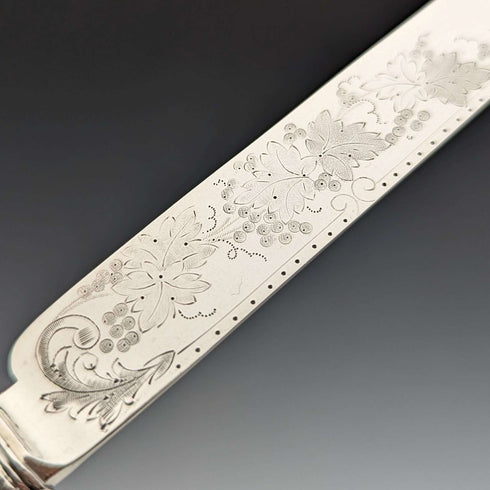 1880年 英国アンティーク 彫刻白蝶貝ハンドル デザートカトラリー3ペアセット Stokes & Ireland