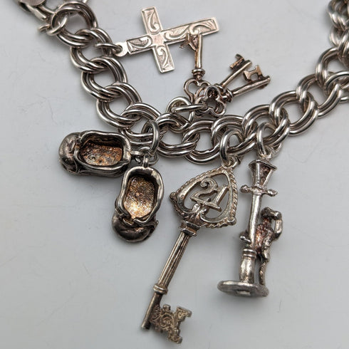 1976年 英国ヴィンテージ 純銀製 チャームブレスレット 46g