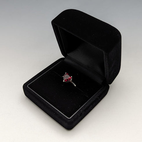 英国ヴィンテージジュエリー ハート型ルビーカラーガラス 純銀リング(9号)指輪