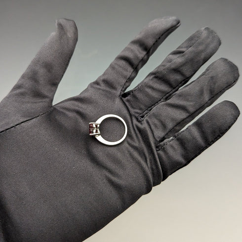 英国ヴィンテージジュエリー ハート型ルビーカラーガラス 純銀リング(9号)指輪