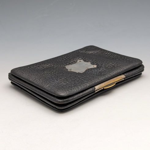 1910年 英国アンティーク 純銀装飾 ブラックレザーウォレット M Chapman