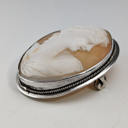 Vintage 800 Silver & Shell Cameo Brooch