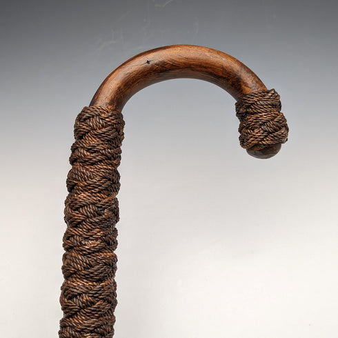 英国ヴィンテージ 紳士用ステッキ 麻紐巻き曲がりハンドル 極太ブラウンシャフト 90cm