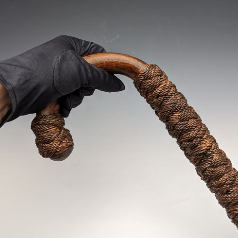 英国ヴィンテージ 紳士用ステッキ 麻紐巻き曲がりハンドル 極太ブラウンシャフト 90cm