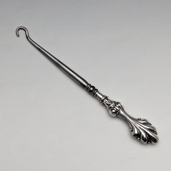 1913 British Antique Sterling Silver Handle Button Hook Crisford & Norris
