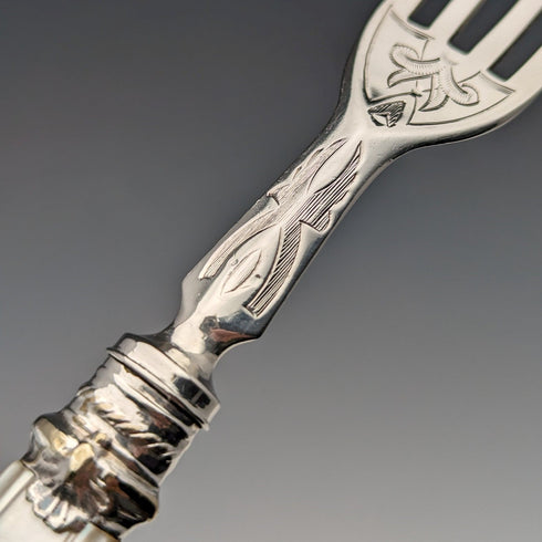 1875 British Antique White Pearl Handle & Sterling Silver Blade Cutlery 9 Pair Set Walker & Hall Wooden Box