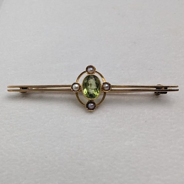 英國古董 15 克拉金綠寶石與珍珠別針胸針