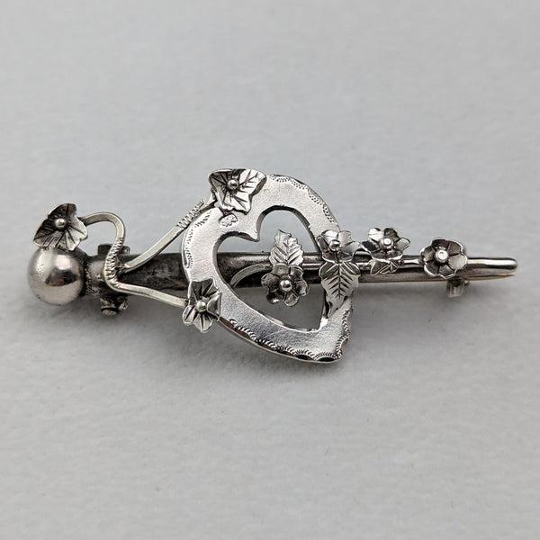1900 年英國古董純銀敞開心形與植物胸針 Barker Brothers