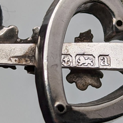 1900 年英國古董純銀敞開心形與植物胸針 Barker Brothers