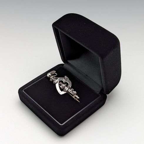 1900 年英國古董純銀敞開心形與植物胸針 Barker Brothers