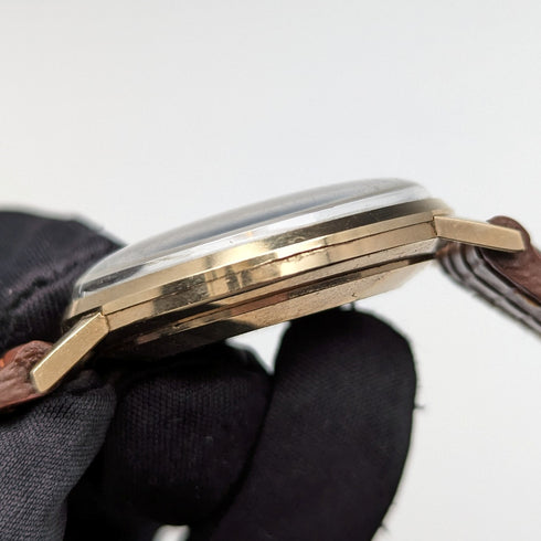 1970 British Vintage JW Benson K9 solid gold case men's watch in good working order