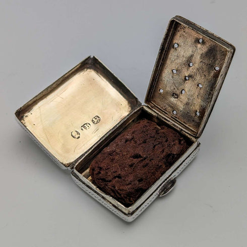 1832 British Antique Sterling Silver Vinaigrette with Sponge John Bettridge
