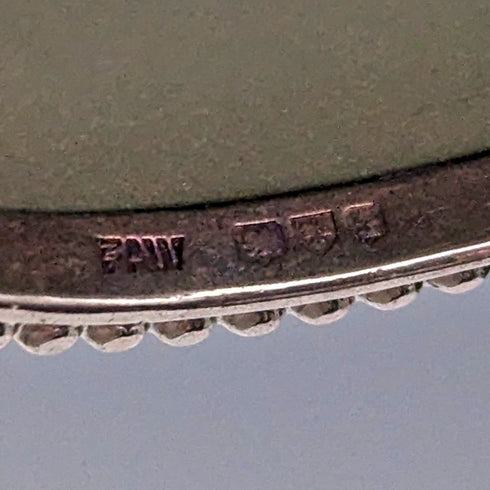 1952 年英國復古韋奇伍德純銀和綠色碧玉橢圓形胸針