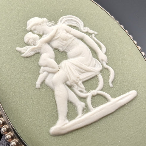 1952 年英國復古韋奇伍德純銀和綠色碧玉橢圓形胸針