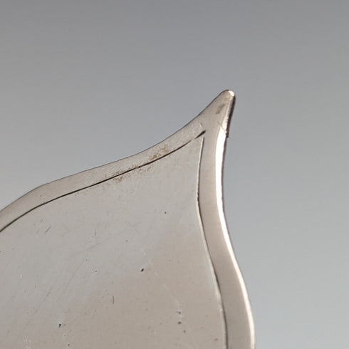 ドイツ アンティーク 800シルバー製 浮き彫り装飾 ペストリーサーバー