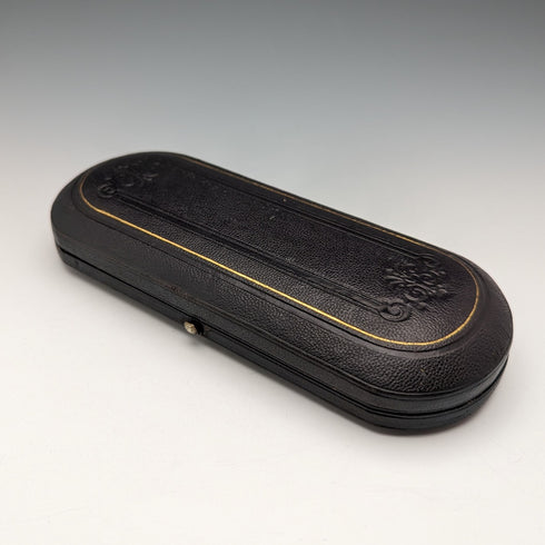 1870年頃 英国アンティーク シルバープレート製 クリスニングセット ケース入