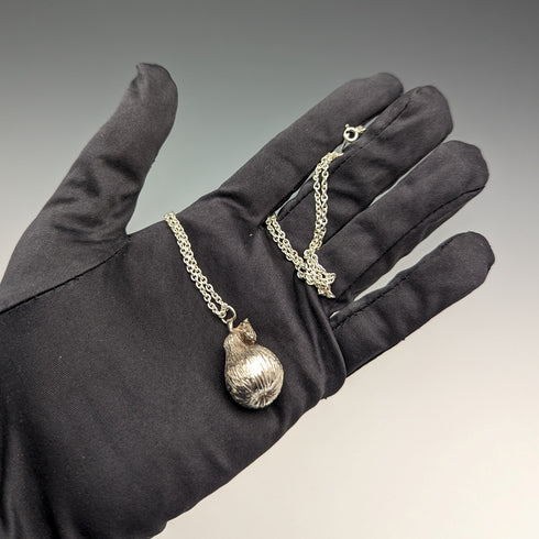 1976 年英國復古純銀梨形吊墜和純銀項鍊