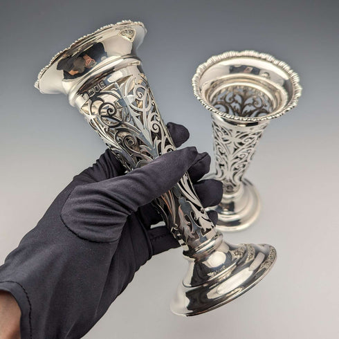 Circa 1901 British antique sterling silver vase pair with earring decoration, total weight 312g, Josiah Williams