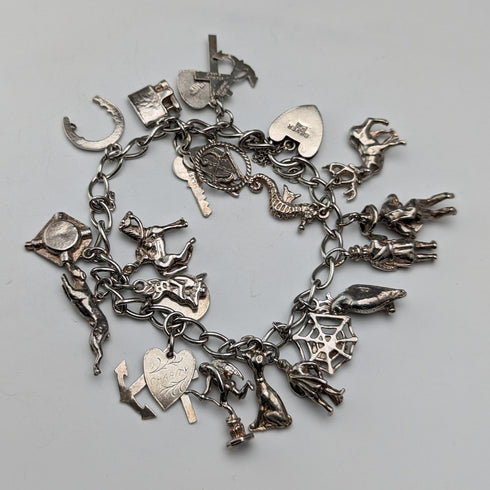 英國復古純銀吊飾手鍊 47 克 WJS