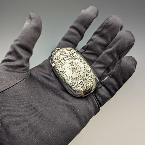1895 British antique sterling silver Vesta case 25g match case Joseph Gloster