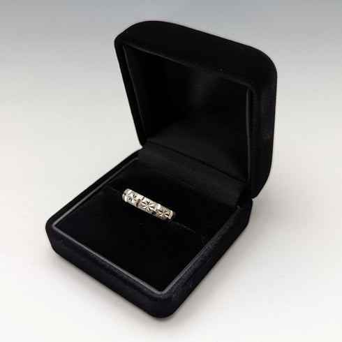 英國復古珠寶純銀明亮式切割戒指