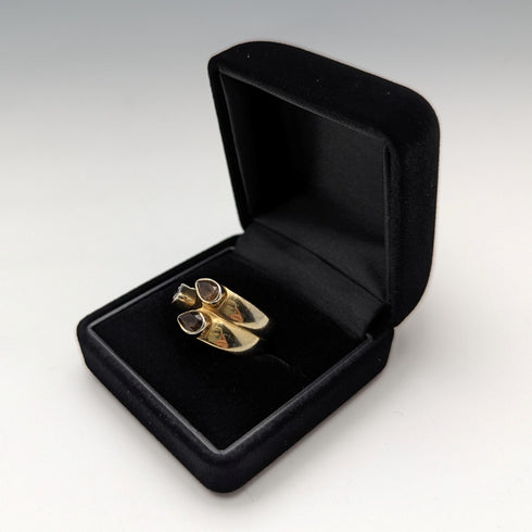 英国ヴィンテージ ジュエリー 2カラー3ストーン ギルト純銀リング 指輪