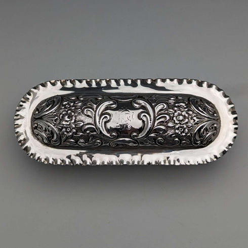 1901 British antique sterling silver box 101g Mappin and Webb