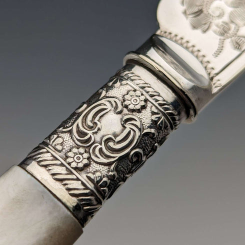 Circa 1900 British antique white mother-of-pearl handle dessert cutlery set of 6 pairs in wooden box
