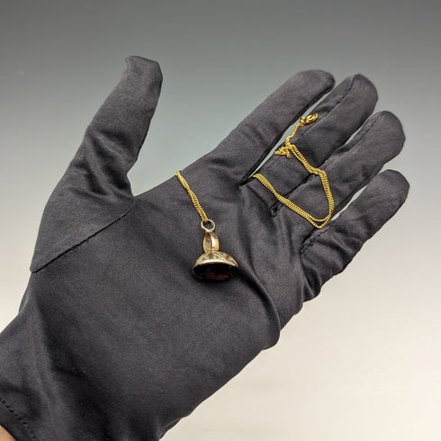 20 世紀初 8 克拉黃金與紫色寶石項鍊