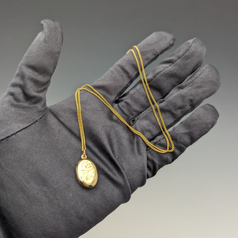 1987 年英國復古 9 克拉黃金橢圓形盒子吊墜項鍊