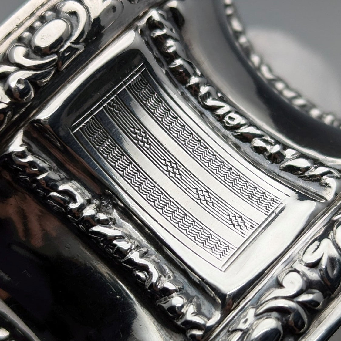 フレンチアンティーク 950純銀製 ナプキンリング 28g – SILVER-LUG