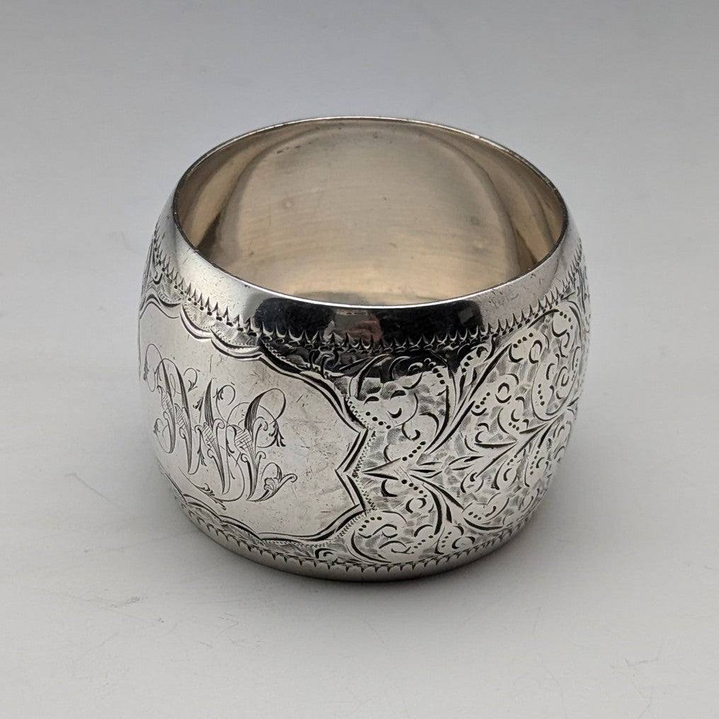 スージークーパー 1912年 英国アンティーク 純銀製 D型ナプキンリング