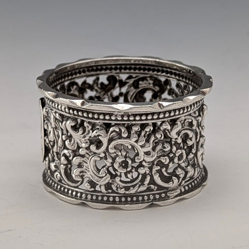 1897 British antique sterling silver openwork napkin ring, 27g, Thomas Hayes