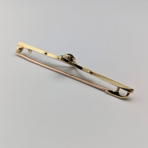 Antique 15ct gold brooch with blue stone and pearl in case